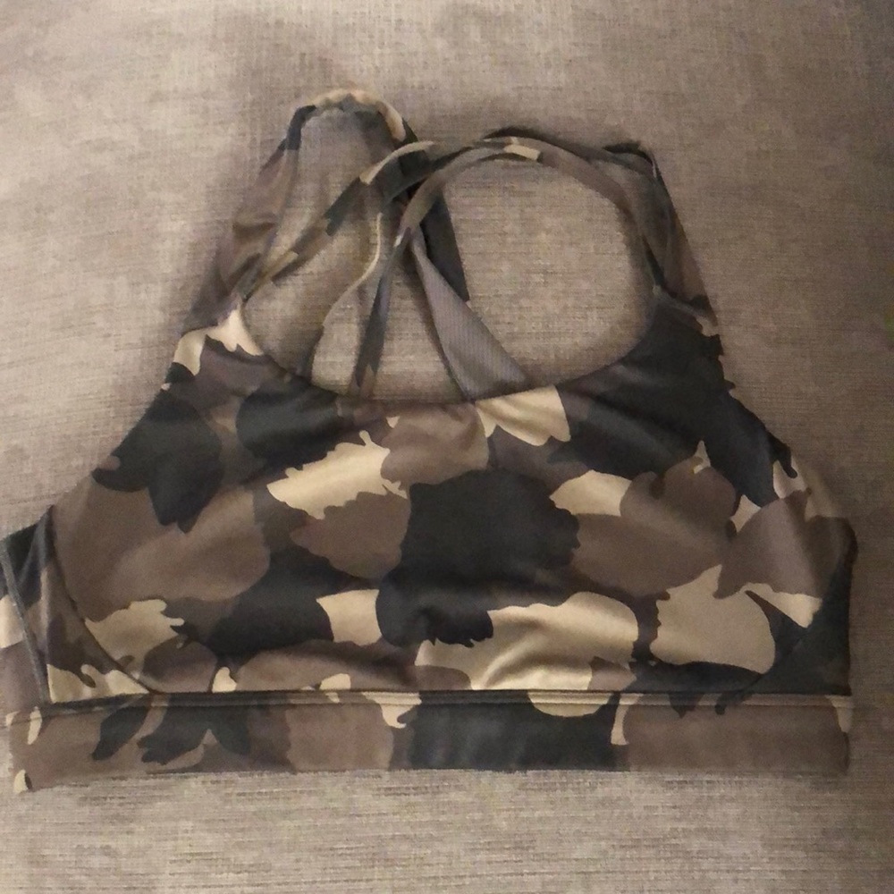 Athleta Run Free Camo Sports Bra